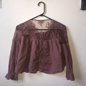 Free people lace peasant top in mauve♥️